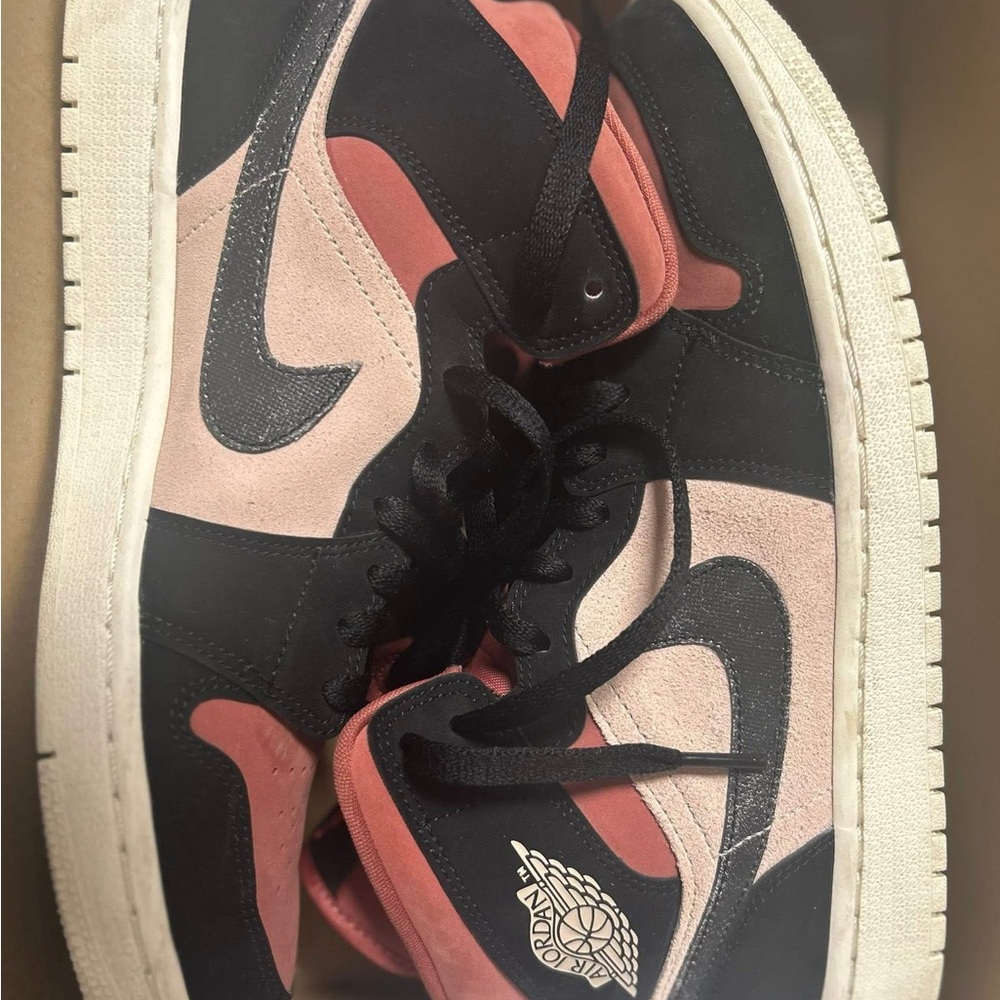 Jordan Black and Pink Sneakers High-Top Iconic Design